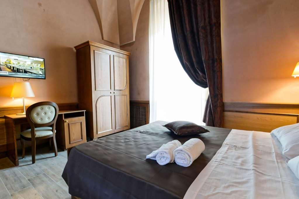 Le Club Boutique Hotel Lecce Oda fotoğraf
